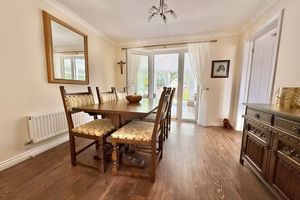Dining Room- click for photo gallery
